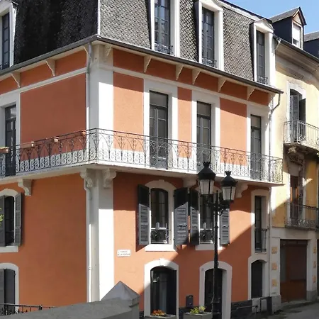 Serenite Au Centre N 4 *